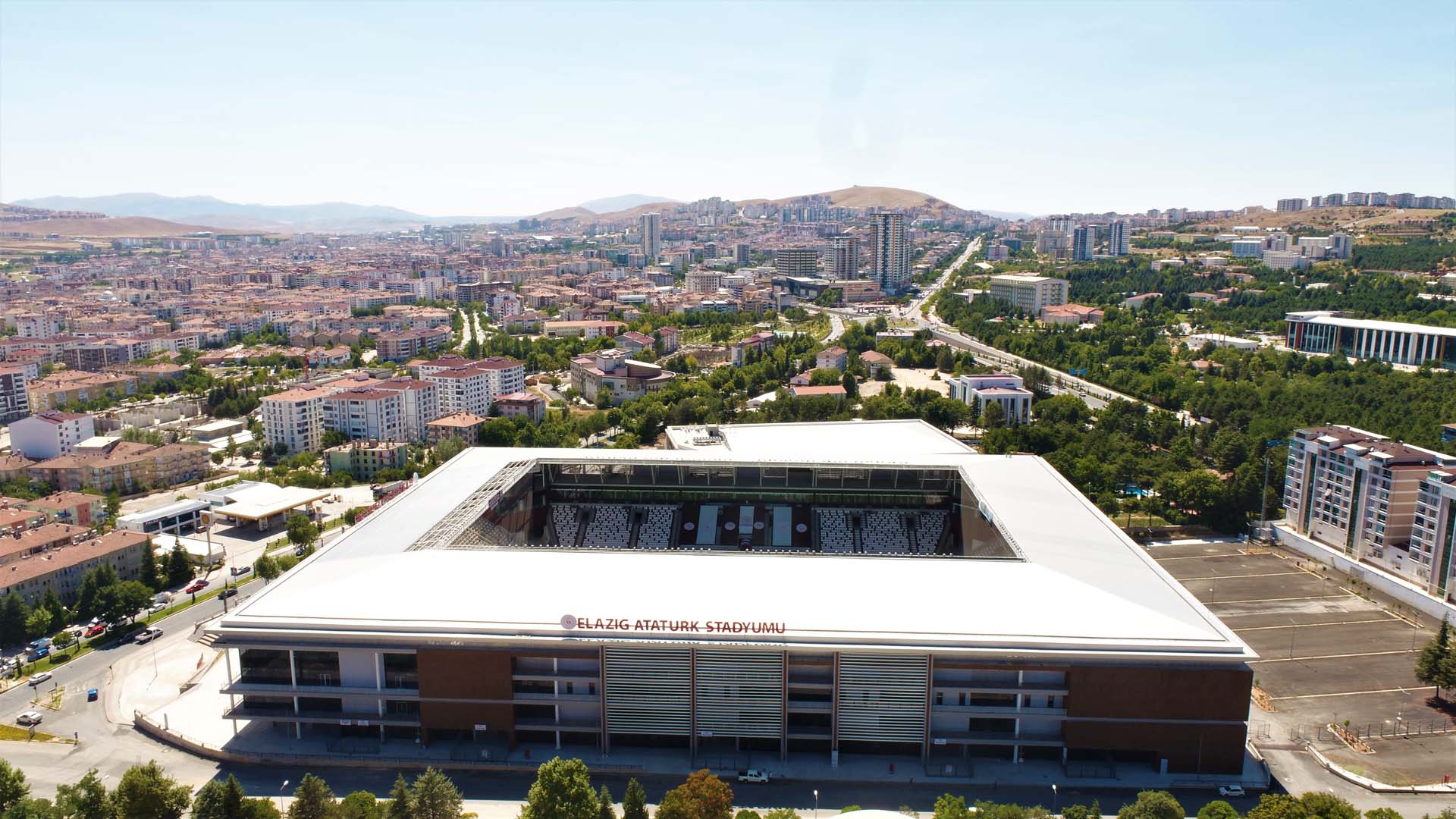 Türkiyenin en büyük dış cephe prekast işini bitirdik.